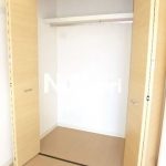 三鷹市上連雀4丁目、2013年完成の賃貸テラスハウス(収納の写真)