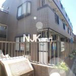 武蔵野市中町2丁目のシステムキッチン付2DK賃貸マンション(外観写真)